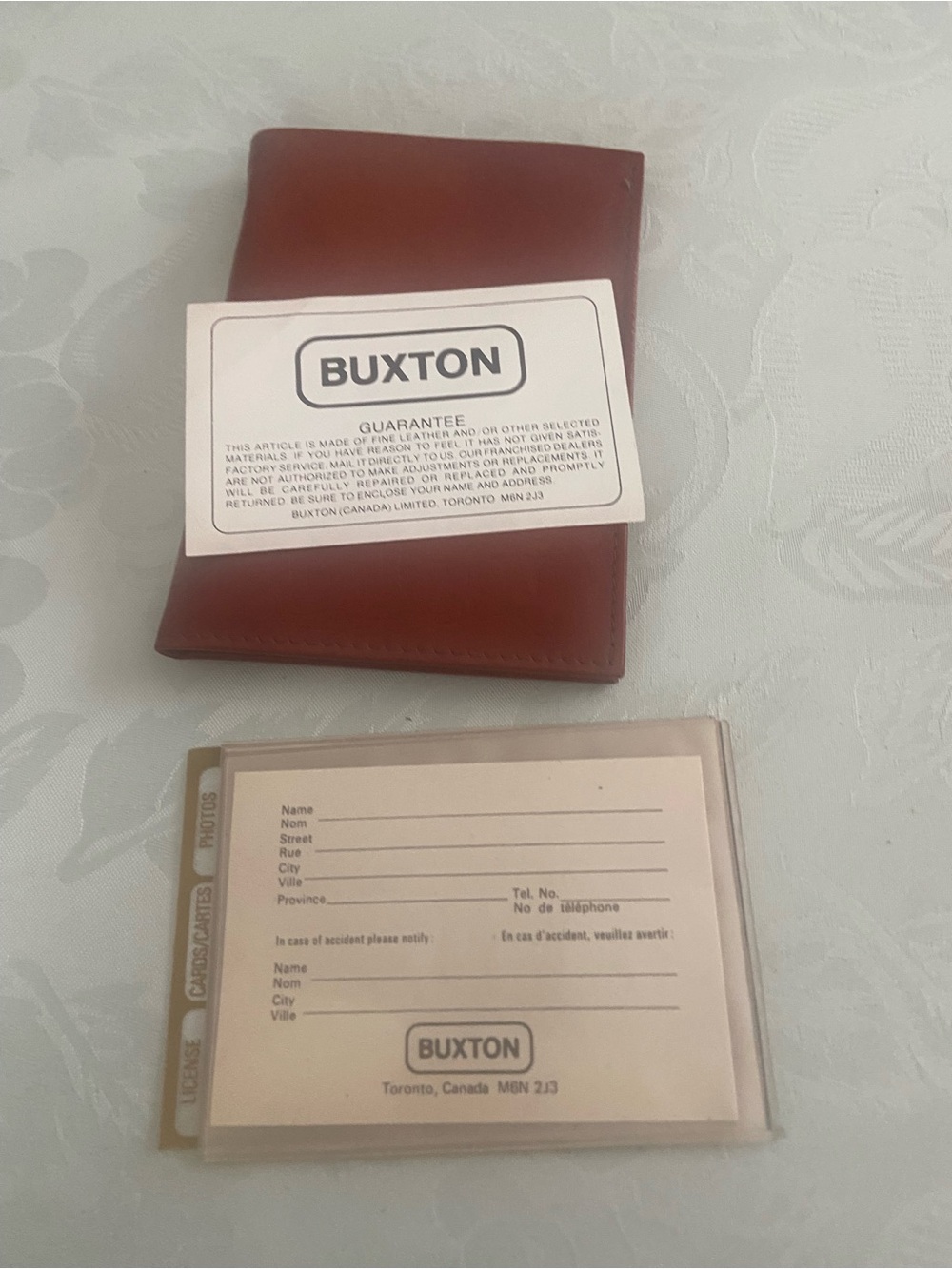 Vintage Buxton Genuine Leather Wallet Made in Canada Unisex